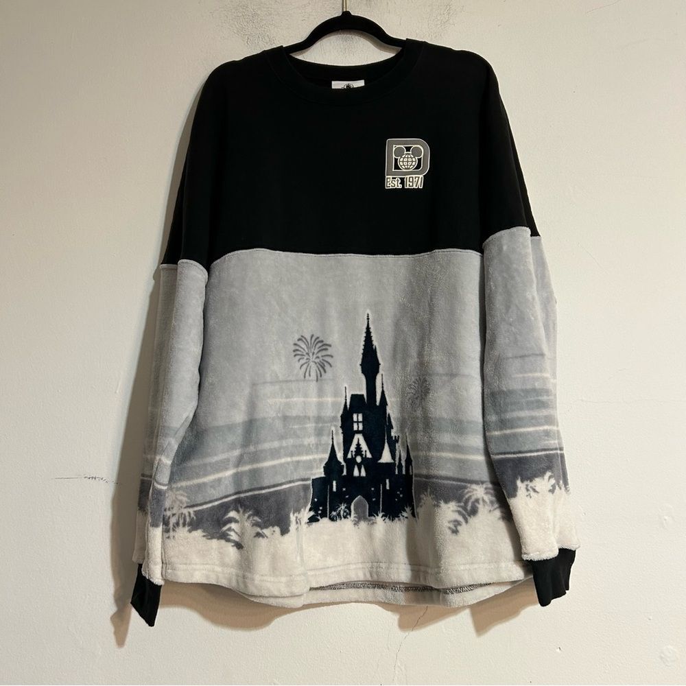 Walt Disney World 2023 Castle Sherpa Fleece Spirit Jersey Size XXL